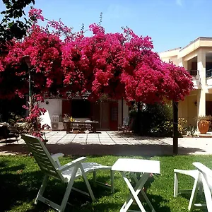 La Depandance Di Rosa Locazioni Brevi Ferienhaus